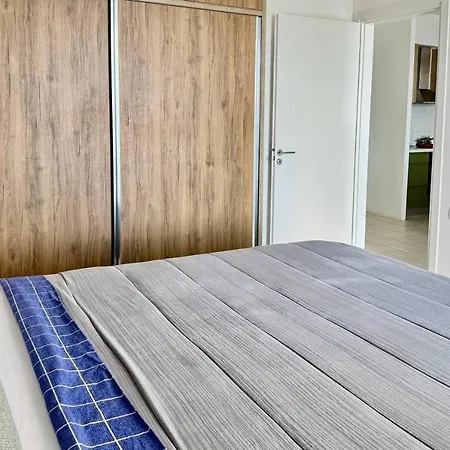 Vista View Comfort Апартаменты *